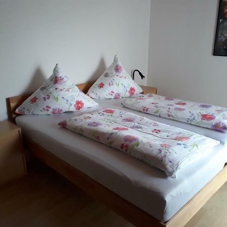 2-Zimmer-Ferienwohnung Gartenblick รอทท์ไวล์ ภายนอก รูปภาพ
