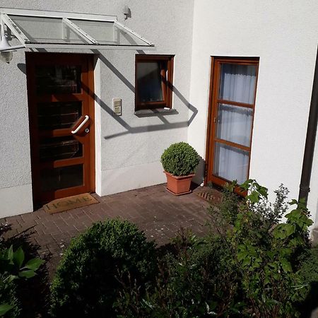 2-Zimmer-Ferienwohnung Gartenblick รอทท์ไวล์ ภายนอก รูปภาพ