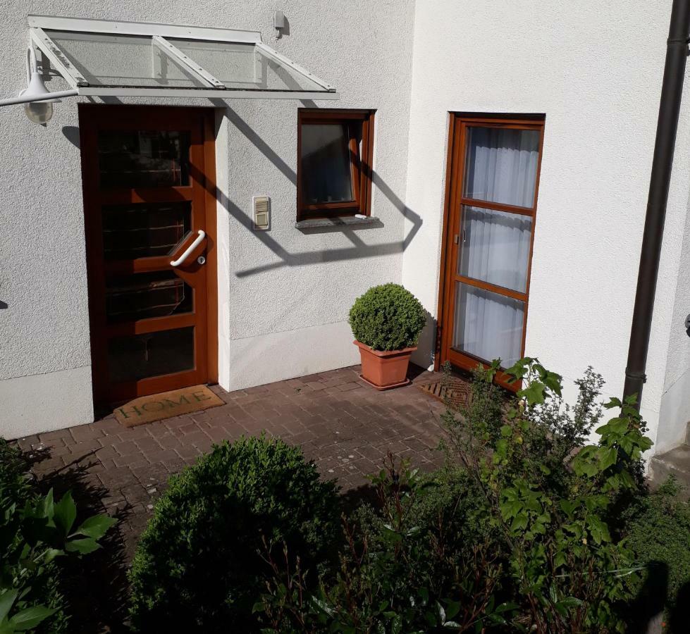 2-Zimmer-Ferienwohnung Gartenblick รอทท์ไวล์ ภายนอก รูปภาพ